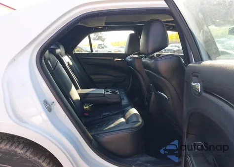 2014 Chrysler 300 300S from USA, damaged, VIN 2C3CCAGG5EH353032